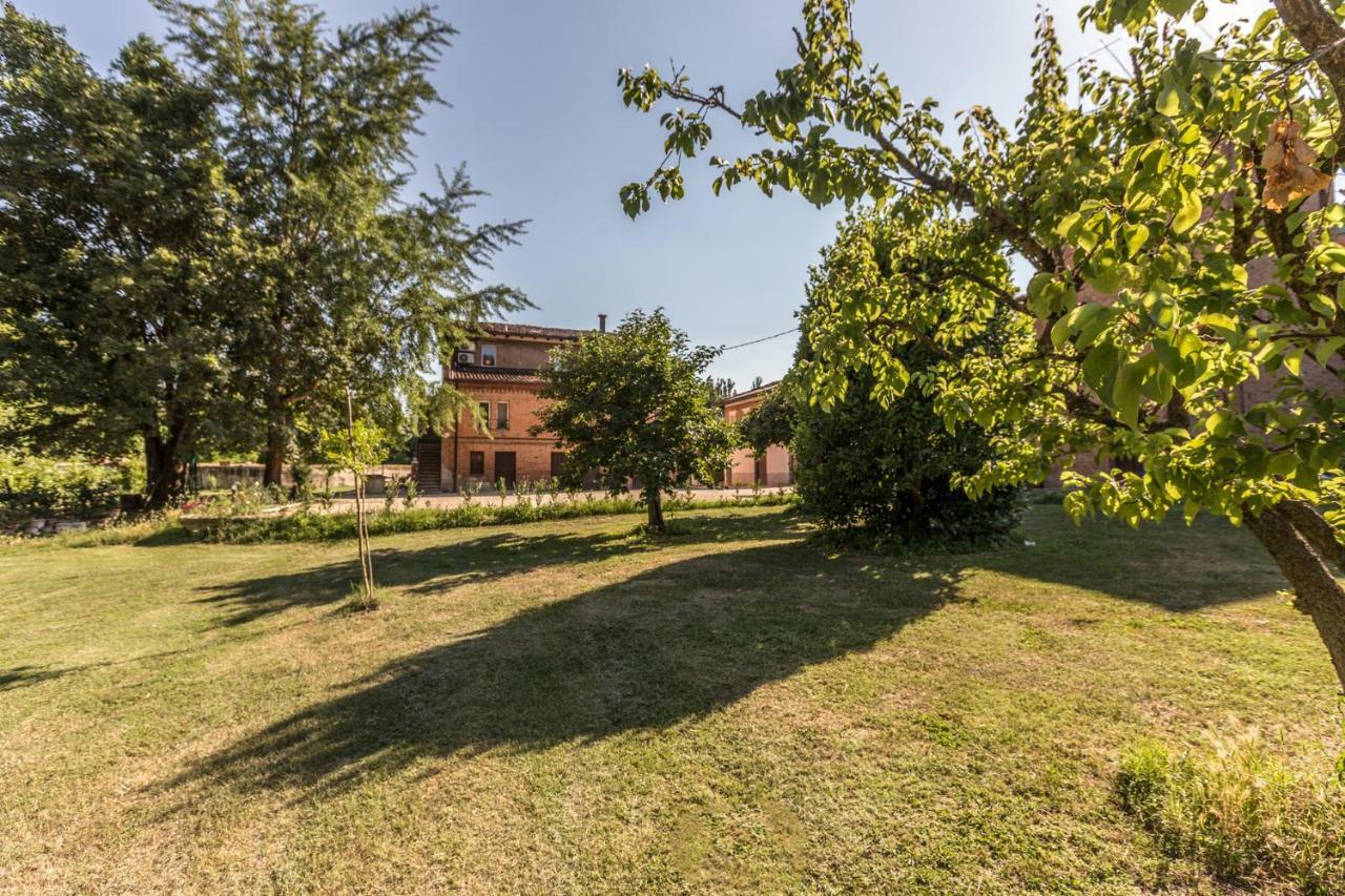 Borgo Sartoni Case Vacanze Appartamenti In Affitto Bologna Exteriör bild