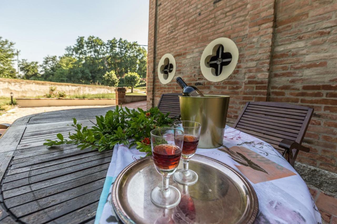 Borgo Sartoni Case Vacanze Appartamenti In Affitto Bologna Exteriör bild