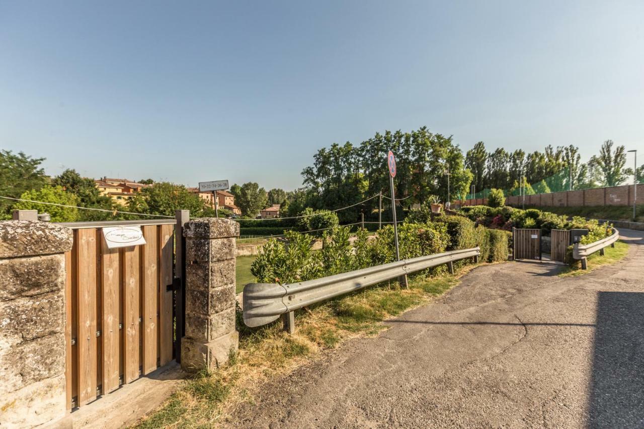 Borgo Sartoni Case Vacanze Appartamenti In Affitto Bologna Rum bild